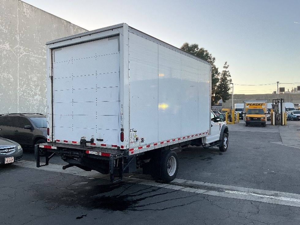 Medium Duty Box Truck-Light and Medium Duty Trucks-Ford-2020-F450-Torrance-CA-70,826\n\t\tmiles-$ 37,750 - Image 13