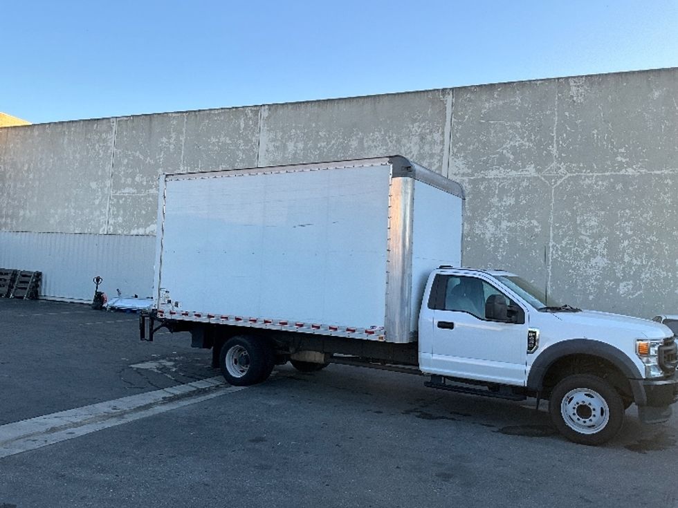Medium Duty Box Truck-Light and Medium Duty Trucks-Ford-2020-F450-Torrance-CA-70,826\n\t\tmiles-$ 37,750 - Image 15