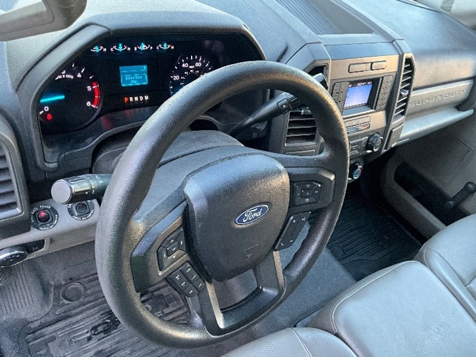 Medium Duty Box Truck-Light and Medium Duty Trucks-Ford-2020-F450-Torrance-CA-70,826\n\t\tmiles-$ 37,750 - Image 17