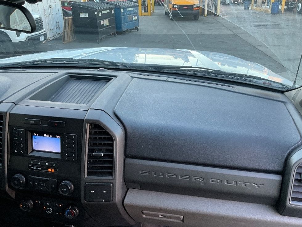 Medium Duty Box Truck-Light and Medium Duty Trucks-Ford-2020-F450-Torrance-CA-70,826\n\t\tmiles-$ 37,750 - Image 21