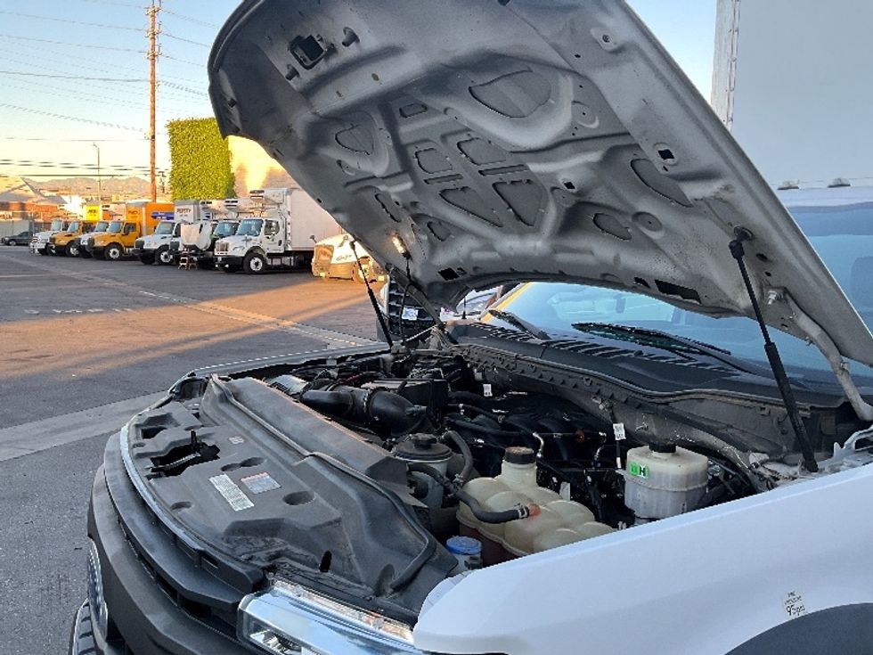 Medium Duty Box Truck-Light and Medium Duty Trucks-Ford-2020-F450-Torrance-CA-70,826\n\t\tmiles-$ 37,750 - Image 24