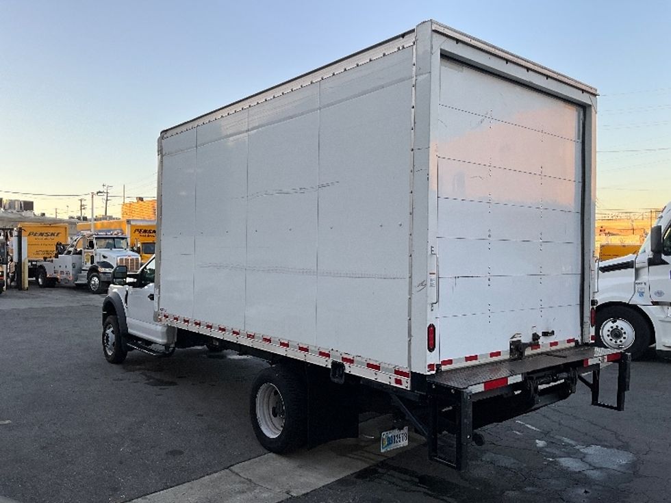 Medium Duty Box Truck-Light and Medium Duty Trucks-Ford-2020-F450-Torrance-CA-70,826\n\t\tmiles-$ 37,750 - Image 6