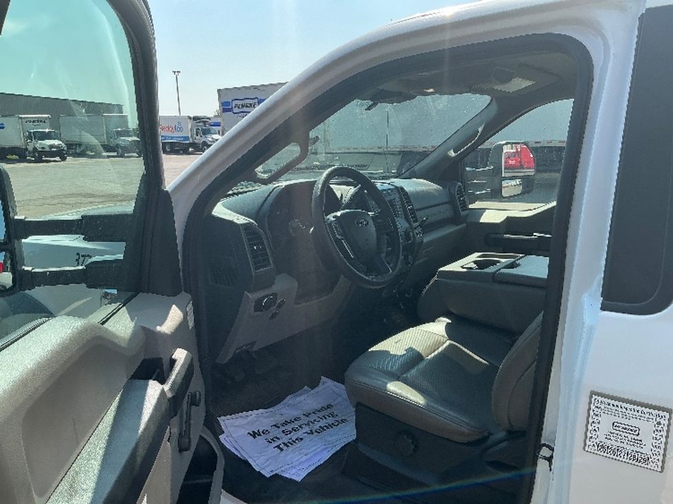Medium Duty Box Truck-Light and Medium Duty Trucks-Ford-2020-F450-Tulsa-OK-105,555\n\t\tmiles-$ 32,250 - Image 16