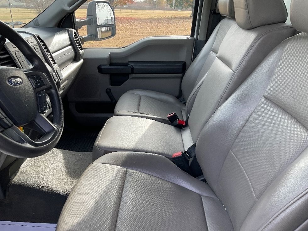 Medium Duty Box Truck-Light and Medium Duty Trucks-Ford-2020-F450-Tulsa-OK-79,410\n\t\tmiles-$ 35,750 - Image 19