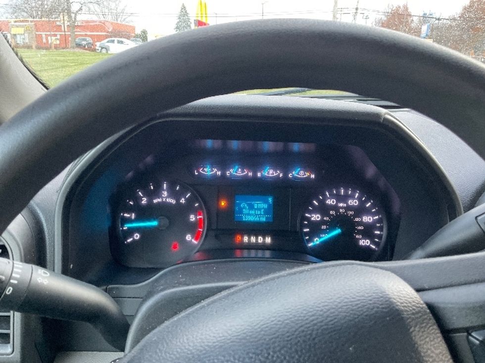 Medium Duty Box Truck-Light and Medium Duty Trucks-Ford-2020-F550-Akron-OH-139,847\n\t\tmiles-$ 25,000 - Image 15