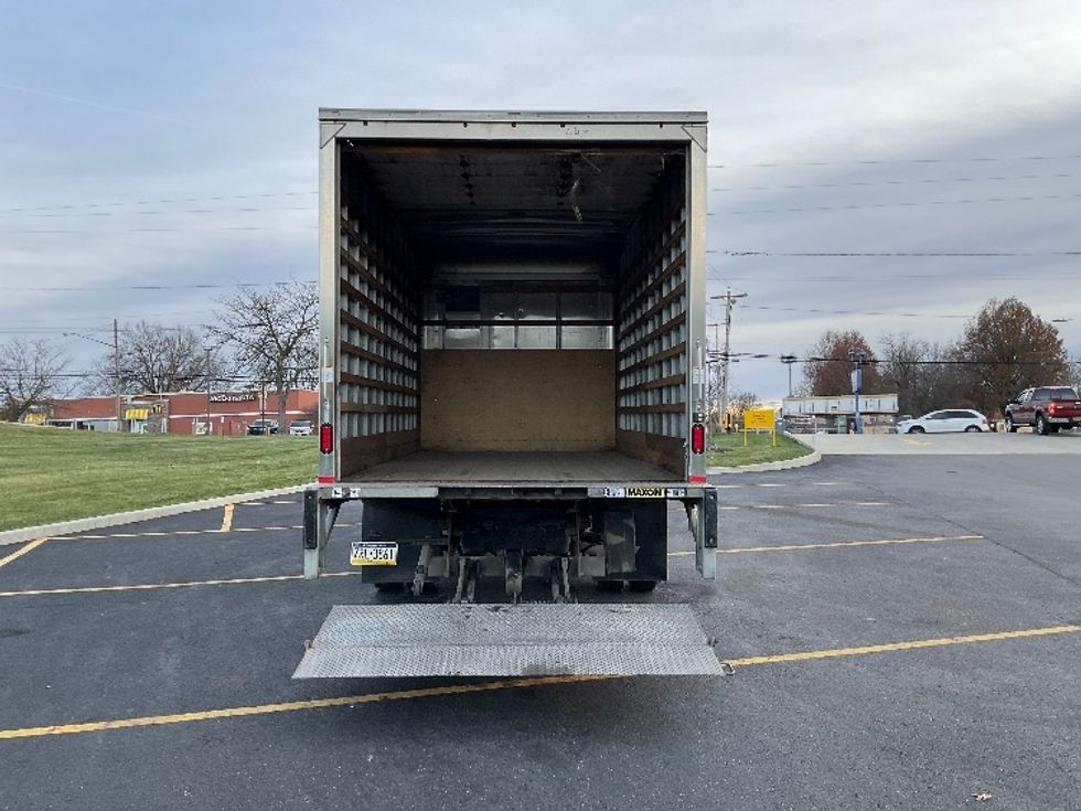 Medium Duty Box Truck-Light and Medium Duty Trucks-Ford-2020-F550-Akron-OH-139,847\n\t\tmiles-$ 25,000 - Image 16
