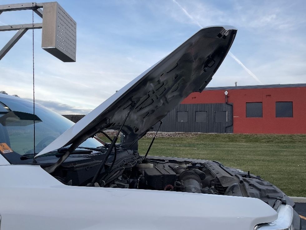 Medium Duty Box Truck-Light and Medium Duty Trucks-Ford-2020-F550-Akron-OH-139,847\n\t\tmiles-$ 25,000 - Image 23