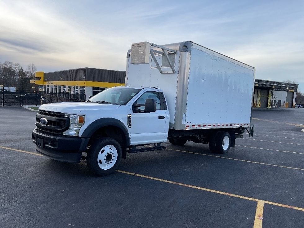 Medium Duty Box Truck-Light and Medium Duty Trucks-Ford-2020-F550-Akron-OH-139,847\n\t\tmiles-$ 25,000 - Image 3