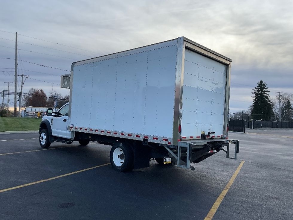 Medium Duty Box Truck-Light and Medium Duty Trucks-Ford-2020-F550-Akron-OH-139,847\n\t\tmiles-$ 25,000 - Image 6