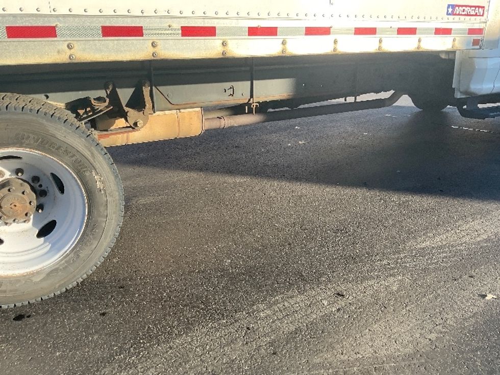 Medium Duty Box Truck-Light and Medium Duty Trucks-Ford-2020-F550-Akron-OH-89,930\n\t\tmiles-$ 33,000 - Image 14