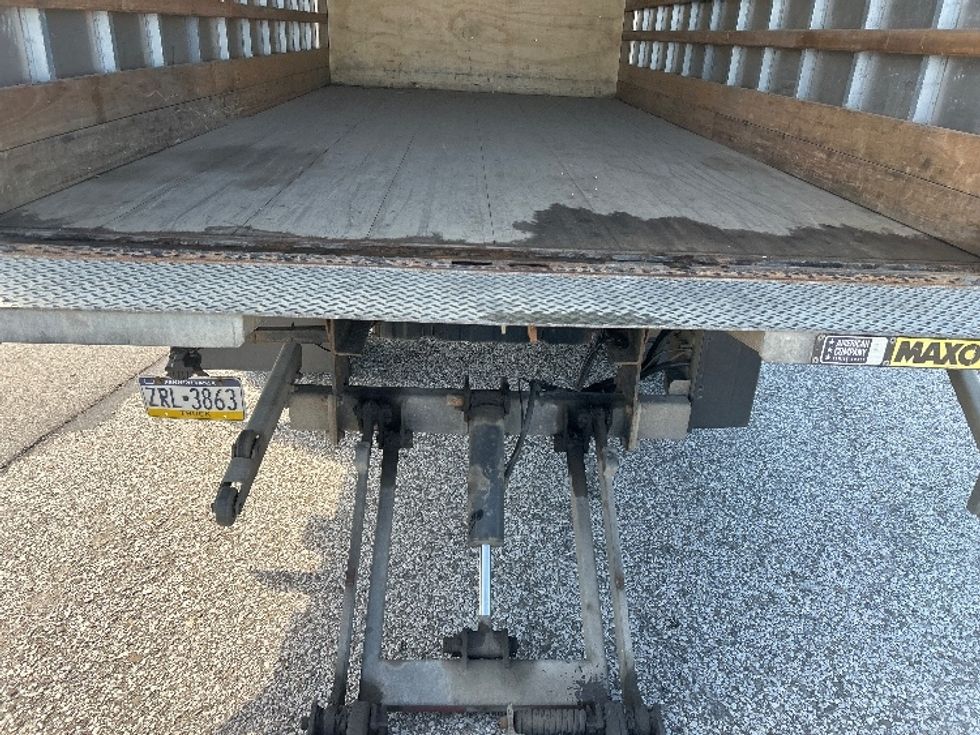 Medium Duty Box Truck-Light and Medium Duty Trucks-Ford-2020-F550-Middlefield-OH-138,097\n\t\tmiles-$ 28,000 - Image 9