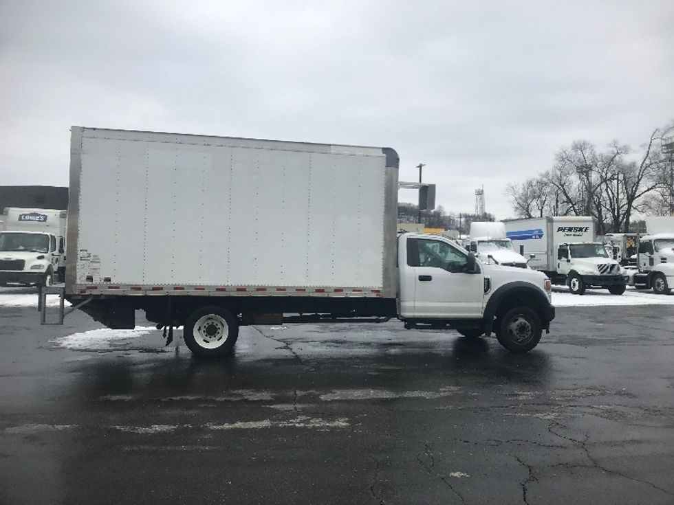 Medium Duty Box Truck-Light and Medium Duty Trucks-Ford-2020-F550-Pittsburgh-PA-127,261\n\t\tmiles-$ 31,000 - Image 15