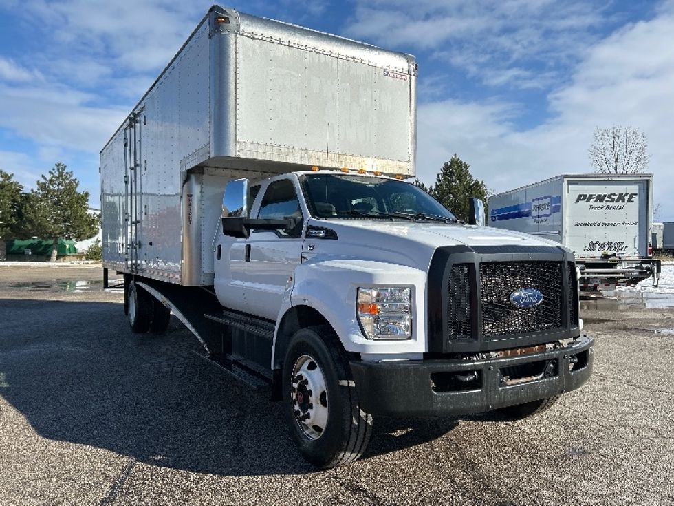 Medium Duty Box Truck-Light and Medium Duty Trucks-Ford-2020-F650-Saginaw-MI-134,226\n\t\tmiles-$ 57,750 - Image 1