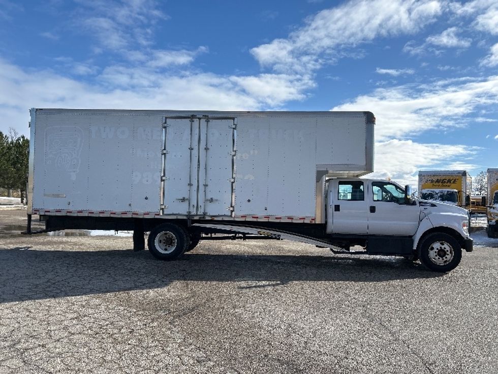 Medium Duty Box Truck-Light and Medium Duty Trucks-Ford-2020-F650-Saginaw-MI-134,226\n\t\tmiles-$ 57,750 - Image 15