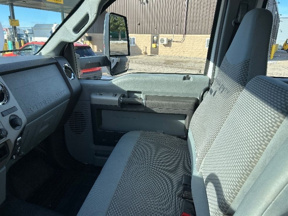 Medium Duty Box Truck-Light and Medium Duty Trucks-Ford-2020-F650-Saginaw-MI-134,226\n\t\tmiles-$ 57,750 - Image 19