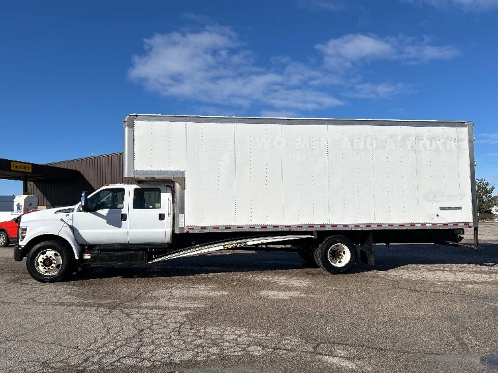 Medium Duty Box Truck-Light and Medium Duty Trucks-Ford-2020-F650-Saginaw-MI-134,226\n\t\tmiles-$ 57,750 - Image 4
