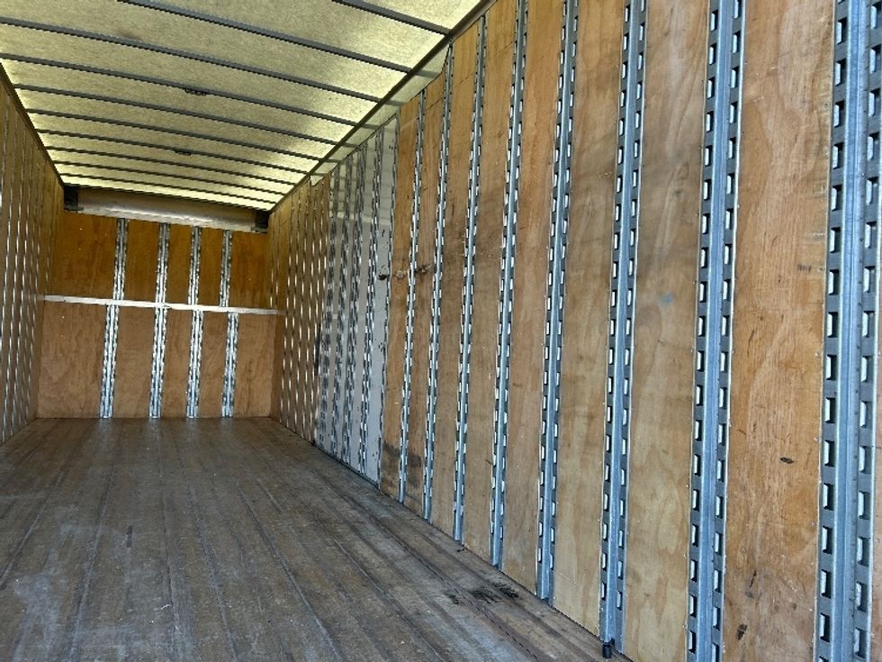 Medium Duty Box Truck-Light and Medium Duty Trucks-Ford-2020-F650-Saginaw-MI-163,440\n\t\tmiles-$ 53,750 - Image 12