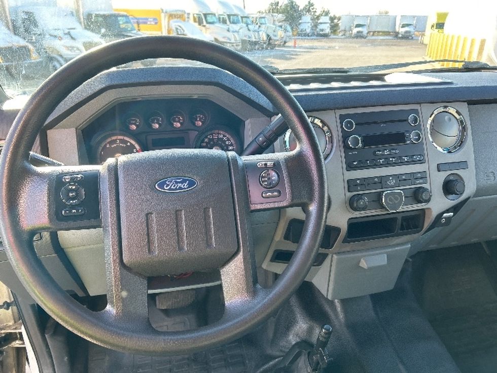 Medium Duty Box Truck-Light and Medium Duty Trucks-Ford-2020-F650-Saginaw-MI-163,440\n\t\tmiles-$ 53,750 - Image 18