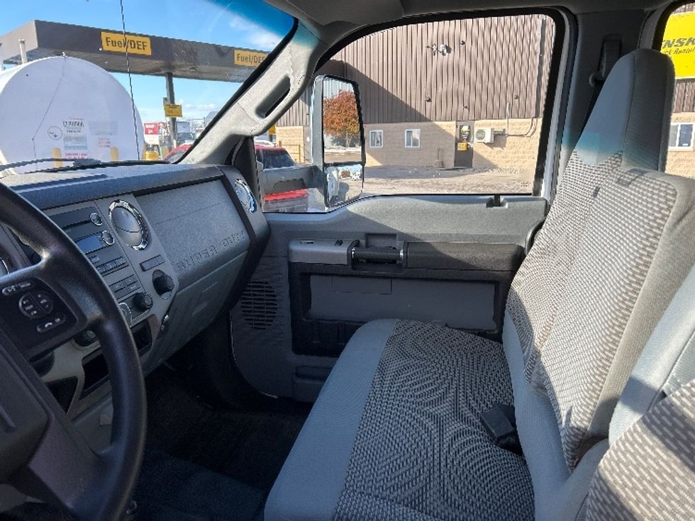 Medium Duty Box Truck-Light and Medium Duty Trucks-Ford-2020-F650-Saginaw-MI-163,440\n\t\tmiles-$ 53,750 - Image 19