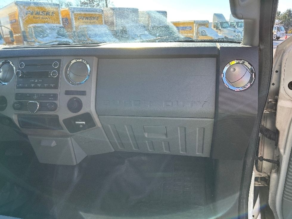 Medium Duty Box Truck-Light and Medium Duty Trucks-Ford-2020-F650-Saginaw-MI-163,440\n\t\tmiles-$ 53,750 - Image 21