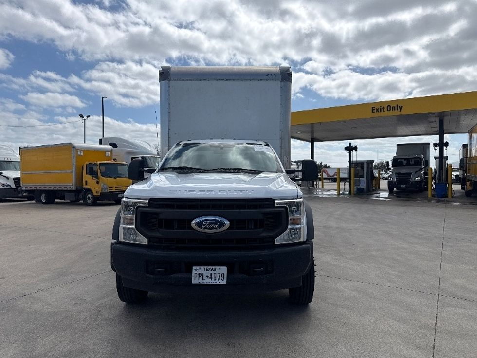 Medium Duty Box Truck-Light and Medium Duty Trucks-Ford-2021-F450-Arlington-TX-131,246\n\t\tmiles-$ 32,750 - Image 2