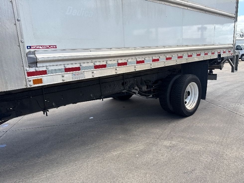 Medium Duty Box Truck-Light and Medium Duty Trucks-Ford-2021-F450-Arlington-TX-131,246\n\t\tmiles-$ 32,750 - Image 5