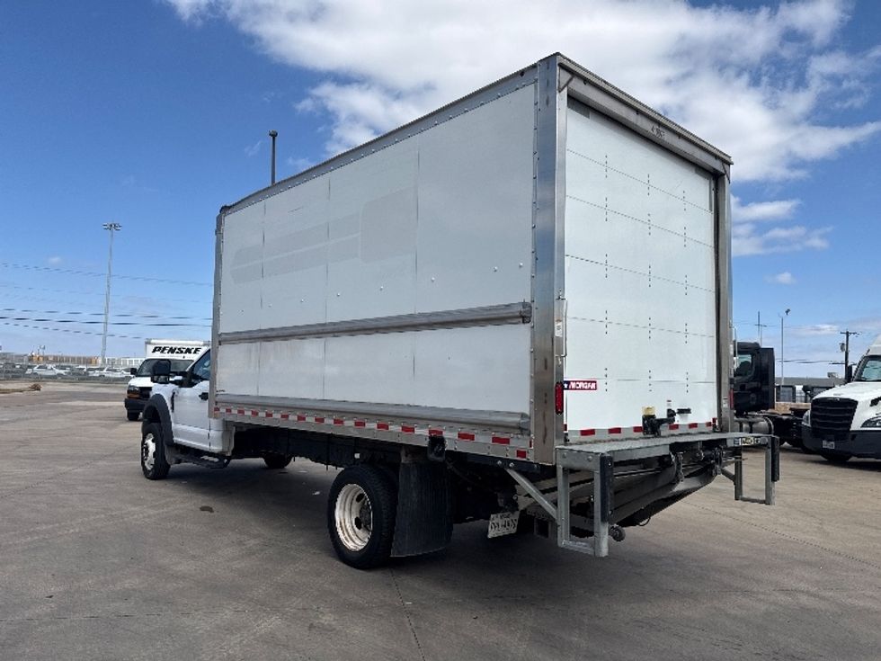 Medium Duty Box Truck-Light and Medium Duty Trucks-Ford-2021-F450-Arlington-TX-131,246\n\t\tmiles-$ 32,750 - Image 6