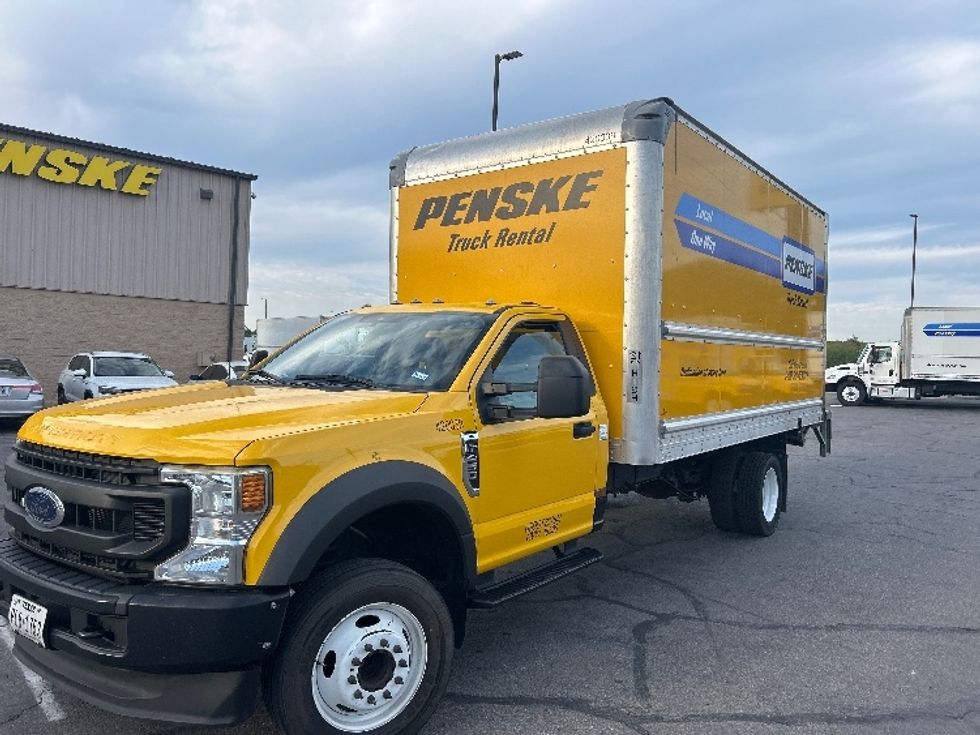 Medium Duty Box Truck-Light and Medium Duty Trucks-Ford-2021-F450-Austin-TX-105,340\n\t\tmiles-$ 34,000 - Image 3