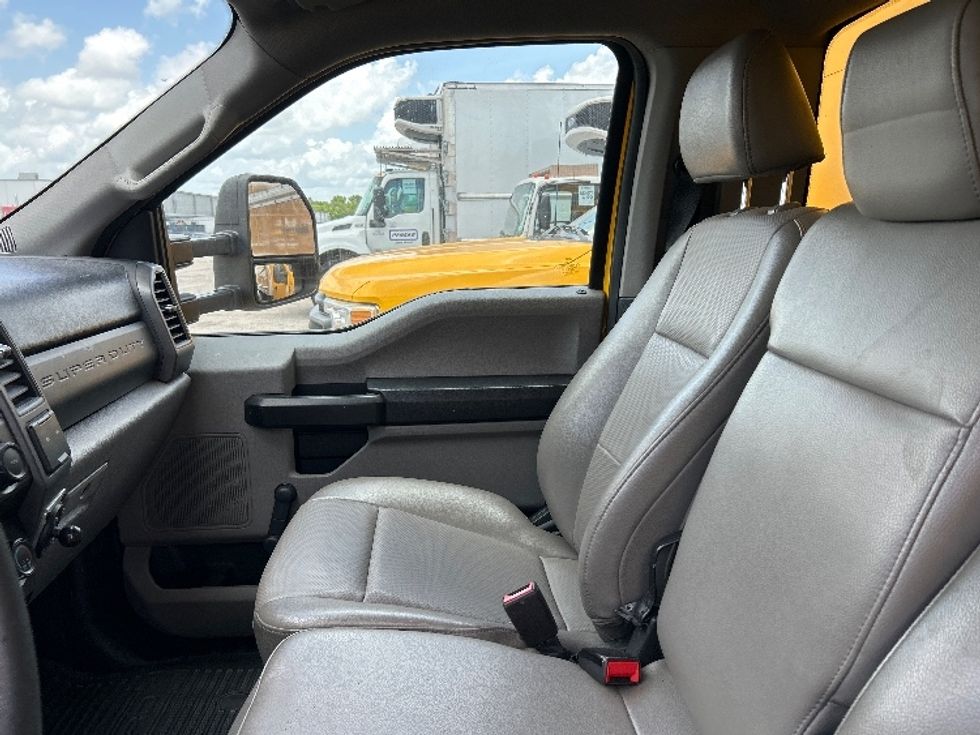 Medium Duty Box Truck-Light and Medium Duty Trucks-Ford-2021-F450-Beaumont-TX-78,814\n\t\tmiles-$ 49,250 - Image 19