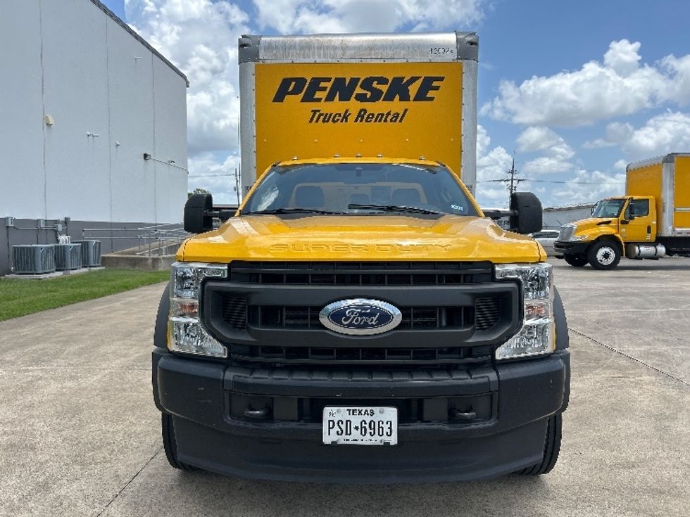 Medium Duty Box Truck-Light and Medium Duty Trucks-Ford-2021-F450-Beaumont-TX-78,814\n\t\tmiles-$ 49,250 - Image 2