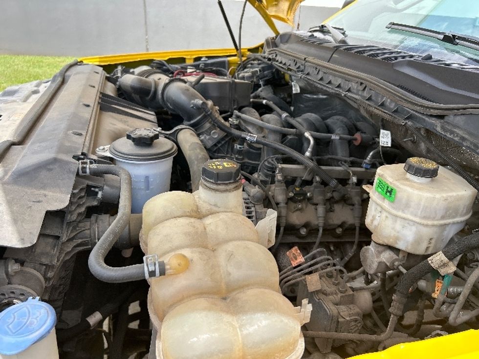 Medium Duty Box Truck-Light and Medium Duty Trucks-Ford-2021-F450-Beaumont-TX-78,814\n\t\tmiles-$ 49,250 - Image 24