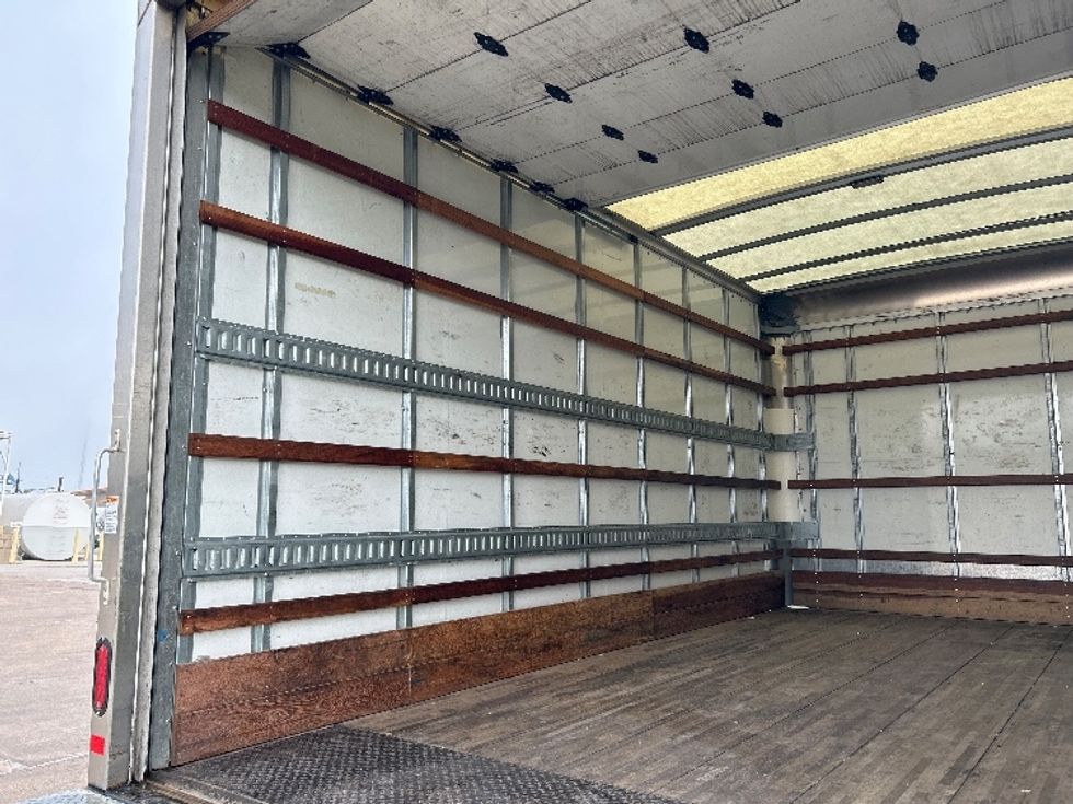 Medium Duty Box Truck-Light and Medium Duty Trucks-Ford-2021-F450-Bryan-TX-88,290\n\t\tmiles-$ 48,250 - Image 11