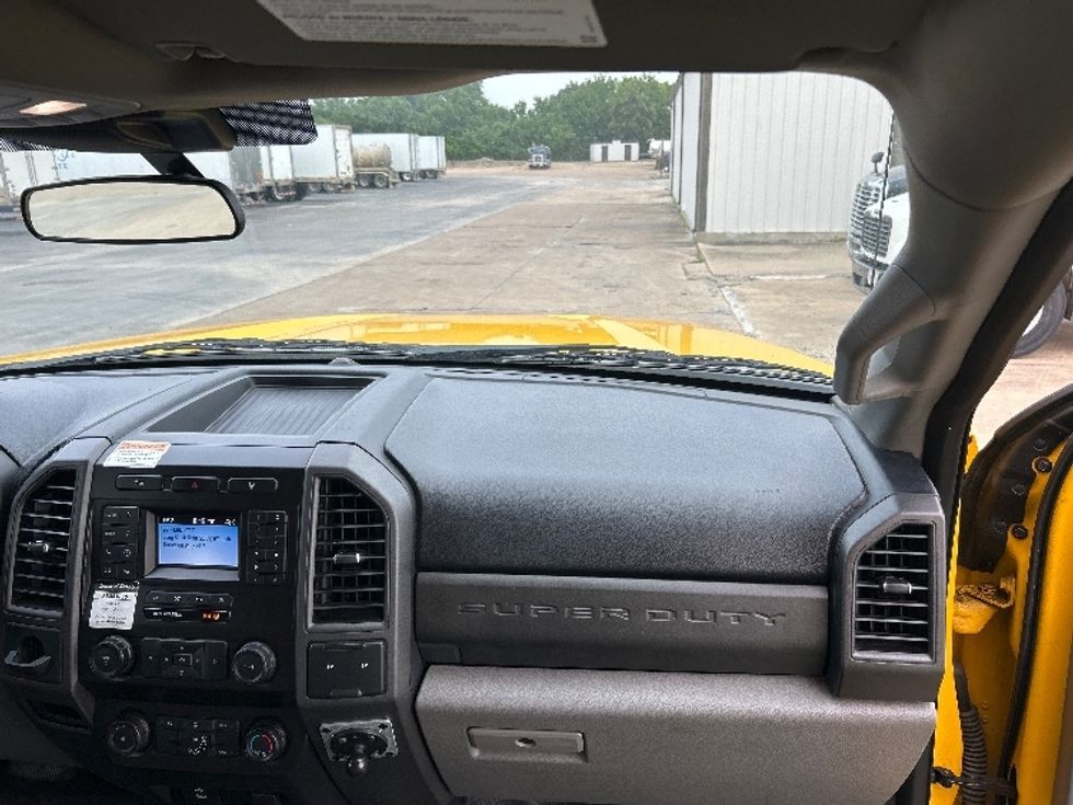 Medium Duty Box Truck-Light and Medium Duty Trucks-Ford-2021-F450-Bryan-TX-88,290\n\t\tmiles-$ 48,250 - Image 21