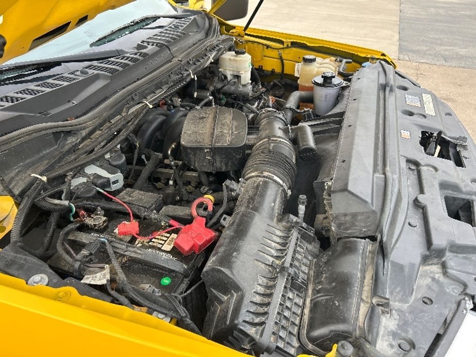 Medium Duty Box Truck-Light and Medium Duty Trucks-Ford-2021-F450-Bryan-TX-88,290\n\t\tmiles-$ 48,250 - Image 23