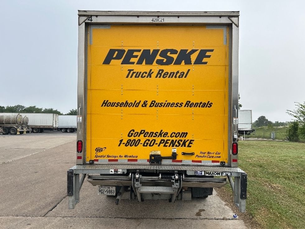 Medium Duty Box Truck-Light and Medium Duty Trucks-Ford-2021-F450-Bryan-TX-88,290\n\t\tmiles-$ 48,250 - Image 7