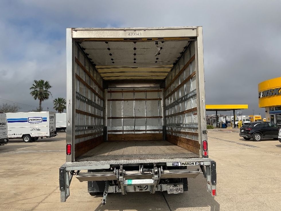 Medium Duty Box Truck-Light and Medium Duty Trucks-Ford-2021-F450-Corpus Christi-TX-99,314\n\t\tmiles-$ 47,000 - Image 8