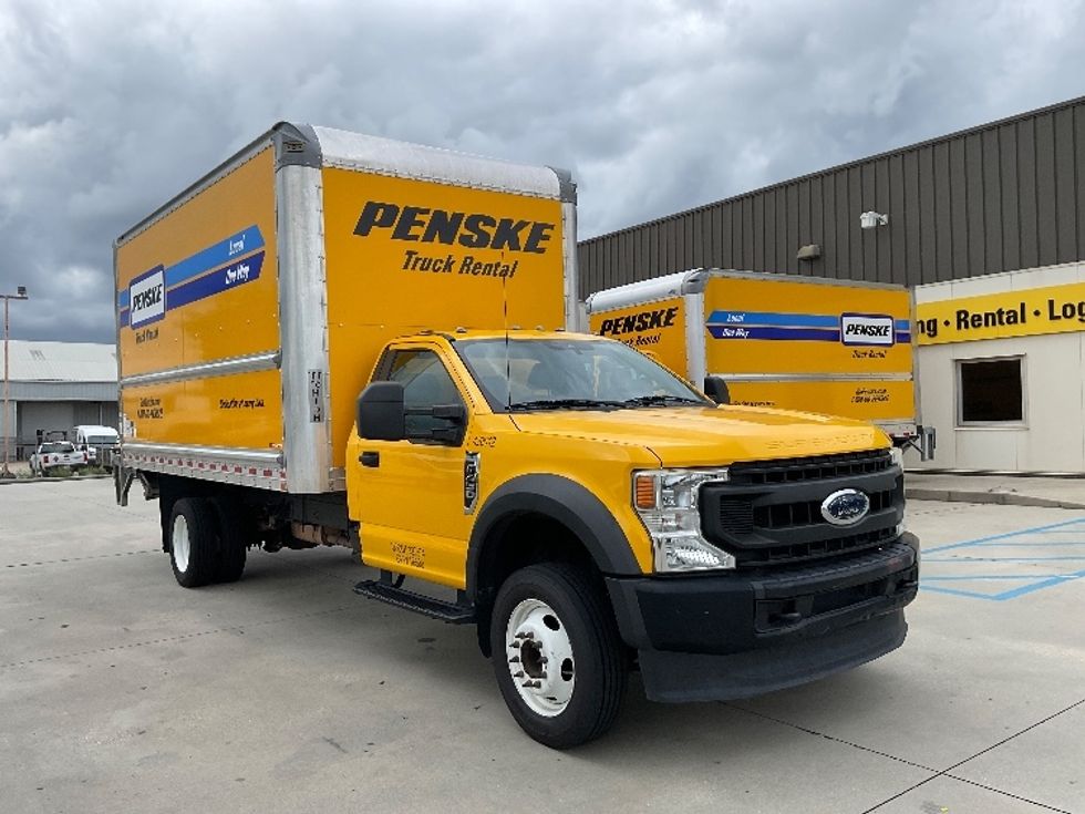 Medium Duty Box Truck-Light and Medium Duty Trucks-Ford-2021-F450-Harahan-LA-99,830\n\t\tmiles-$ 36,000 - Image 1