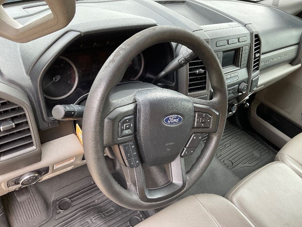 Medium Duty Box Truck-Light and Medium Duty Trucks-Ford-2021-F450-Harahan-LA-99,830\n\t\tmiles-$ 36,000 - Image 17