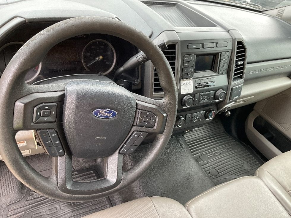 Medium Duty Box Truck-Light and Medium Duty Trucks-Ford-2021-F450-Harahan-LA-99,830\n\t\tmiles-$ 36,000 - Image 18