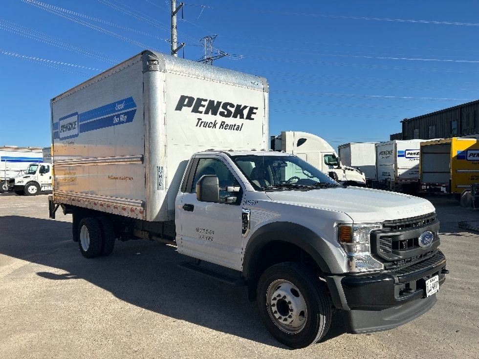 Medium Duty Box Truck-Light and Medium Duty Trucks-Ford-2021-F450-Houston-TX-102,597\n\t\tmiles-$ 36,250 - Image 1