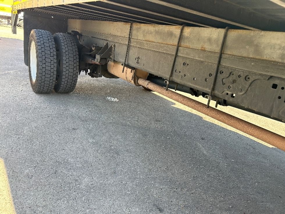 Medium Duty Box Truck-Light and Medium Duty Trucks-Ford-2021-F450-Houston-TX-102,597\n\t\tmiles-$ 36,250 - Image 14