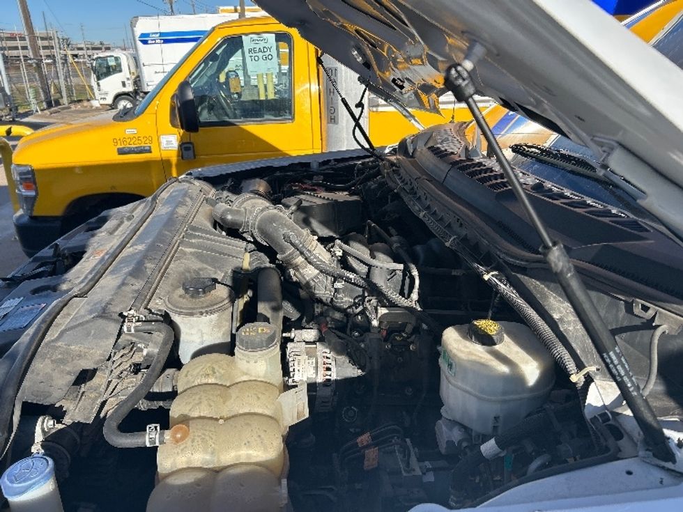 Medium Duty Box Truck-Light and Medium Duty Trucks-Ford-2021-F450-Houston-TX-102,597\n\t\tmiles-$ 36,250 - Image 24