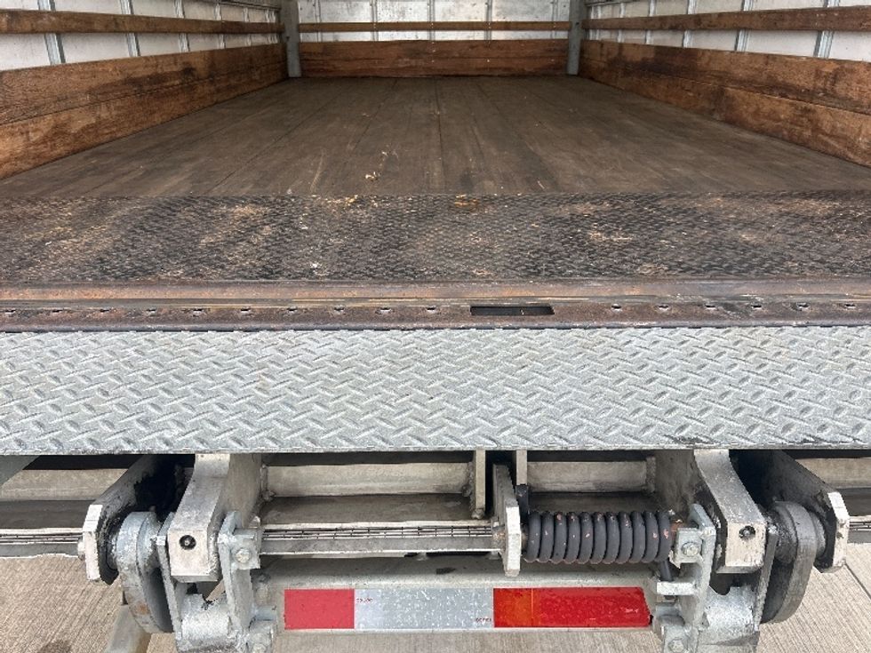 Medium Duty Box Truck-Light and Medium Duty Trucks-Ford-2021-F450-Houston-TX-120,380\n\t\tmiles-$ 36,000 - Image 10