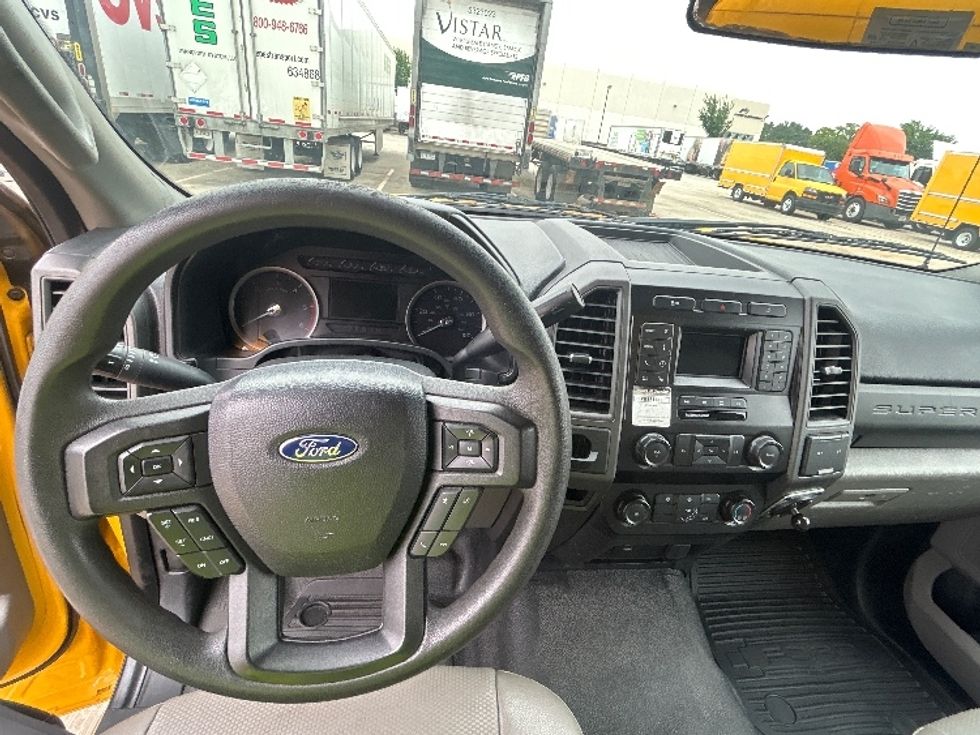 Medium Duty Box Truck-Light and Medium Duty Trucks-Ford-2021-F450-Houston-TX-120,380\n\t\tmiles-$ 36,000 - Image 18