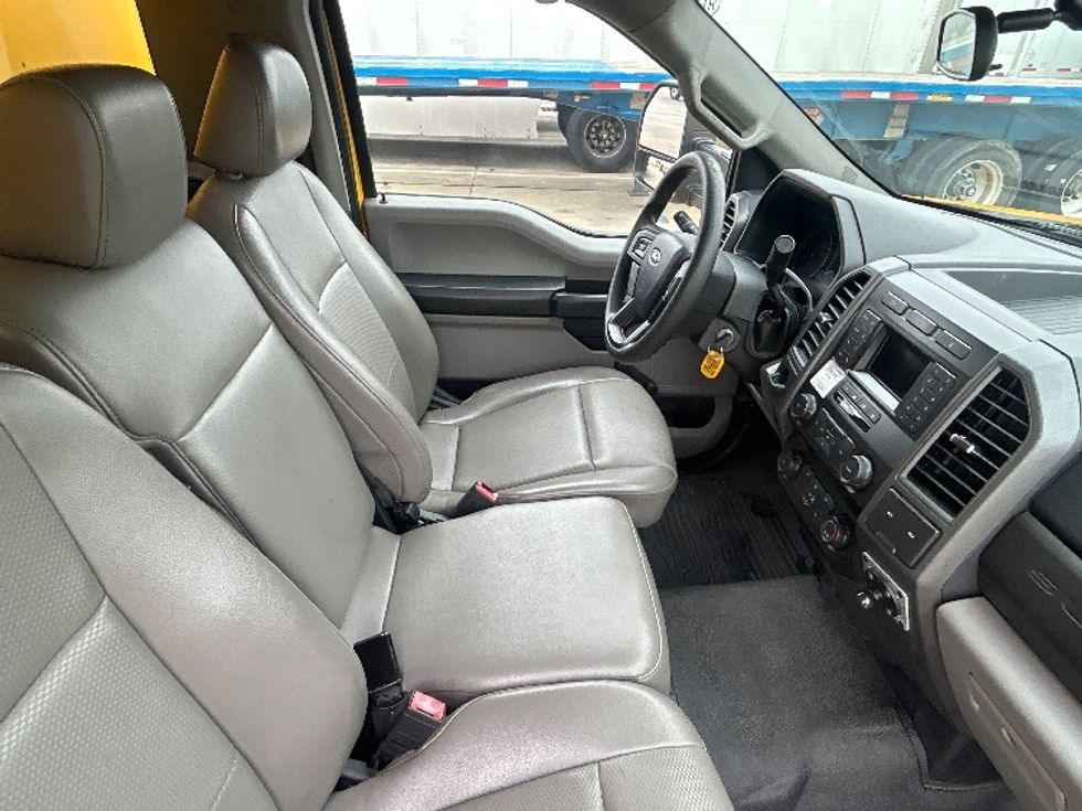 Medium Duty Box Truck-Light and Medium Duty Trucks-Ford-2021-F450-Houston-TX-120,380\n\t\tmiles-$ 36,000 - Image 22