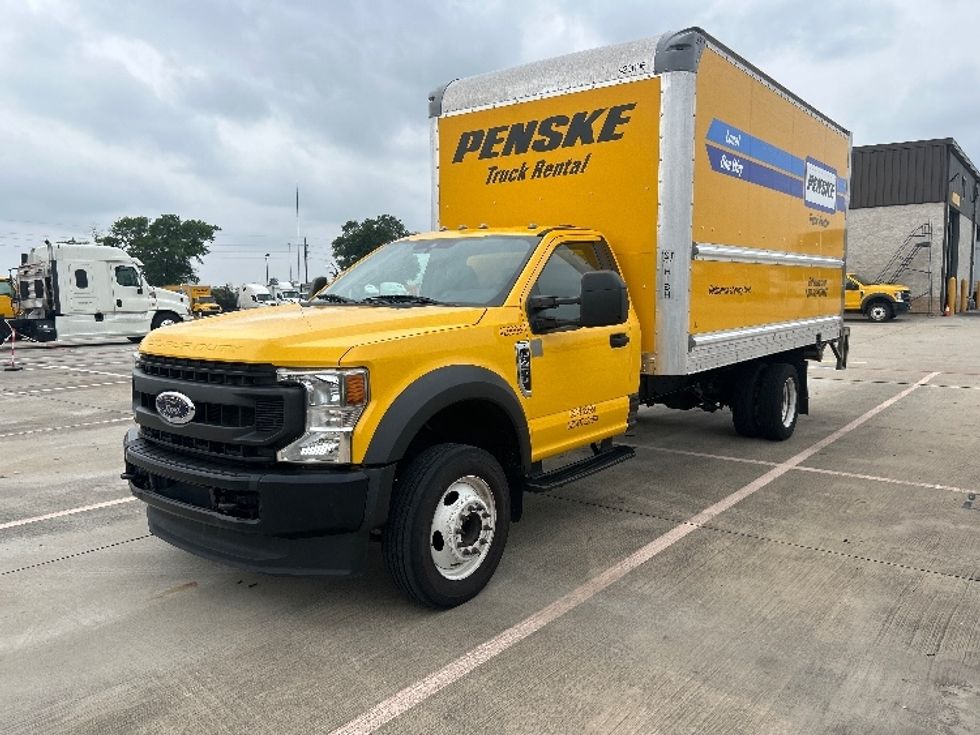 Medium Duty Box Truck-Light and Medium Duty Trucks-Ford-2021-F450-Houston-TX-120,380\n\t\tmiles-$ 36,000 - Image 3