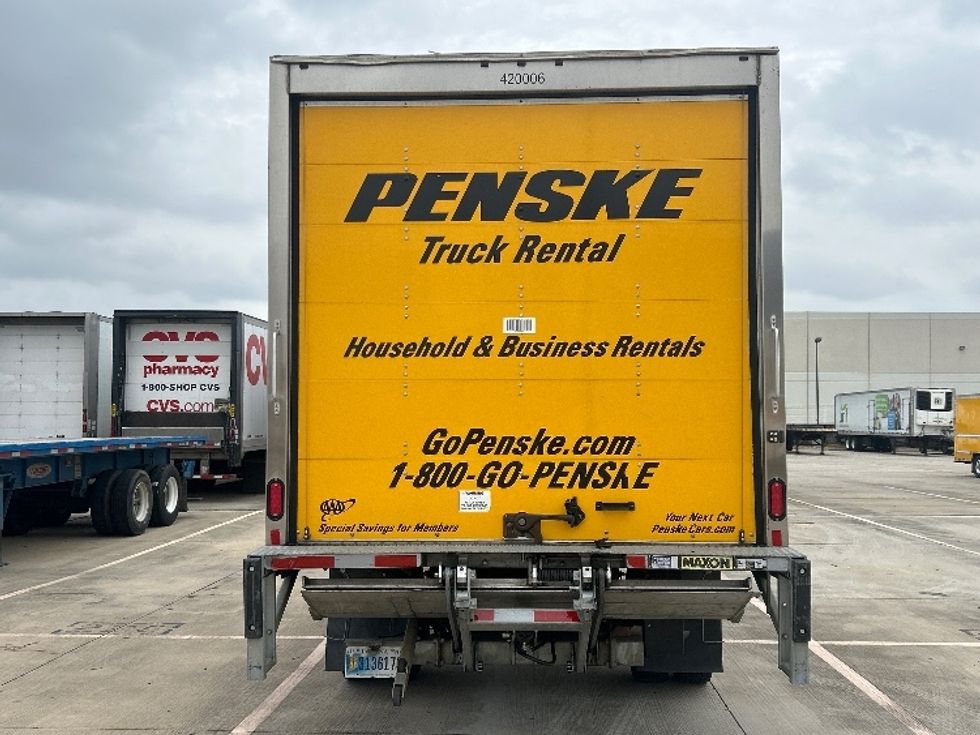 Medium Duty Box Truck-Light and Medium Duty Trucks-Ford-2021-F450-Houston-TX-120,380\n\t\tmiles-$ 36,000 - Image 7