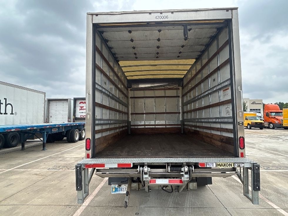 Medium Duty Box Truck-Light and Medium Duty Trucks-Ford-2021-F450-Houston-TX-120,380\n\t\tmiles-$ 36,000 - Image 8