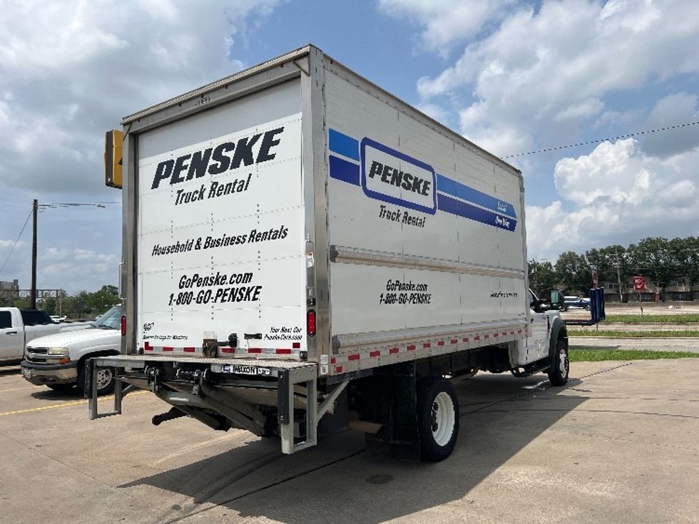 Medium Duty Box Truck-Light and Medium Duty Trucks-Ford-2021-F450-Houston-TX-68,136\n\t\tmiles-$ 51,250 - Image 13
