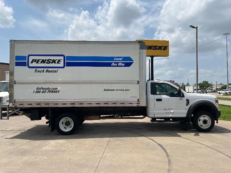 Medium Duty Box Truck-Light and Medium Duty Trucks-Ford-2021-F450-Houston-TX-68,136\n\t\tmiles-$ 51,250 - Image 15